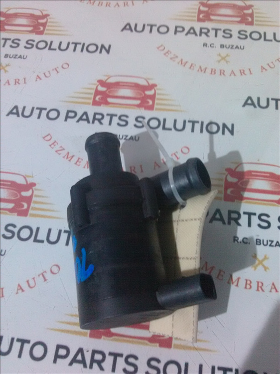 Pompa recirculare apa VOLKSWAGEN TOUAREG 3.0 D an fabr. 2006