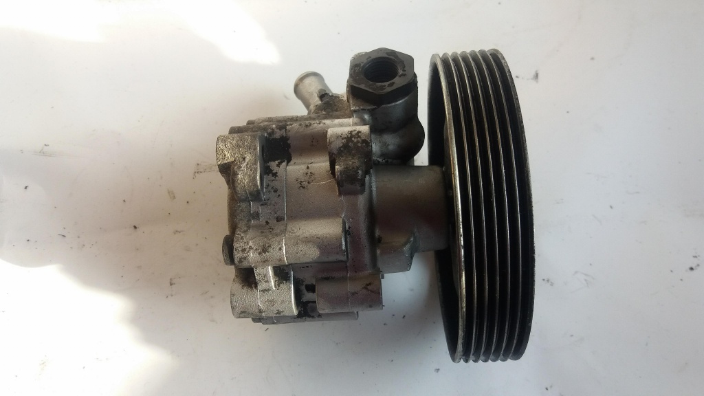 Pompa serodirectie 1.6 hdi citroen berlingo peugeot partner 9637000880