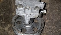 Pompa servdirectie audi a4 b7 2.0 tfsi bwe 200 cai...