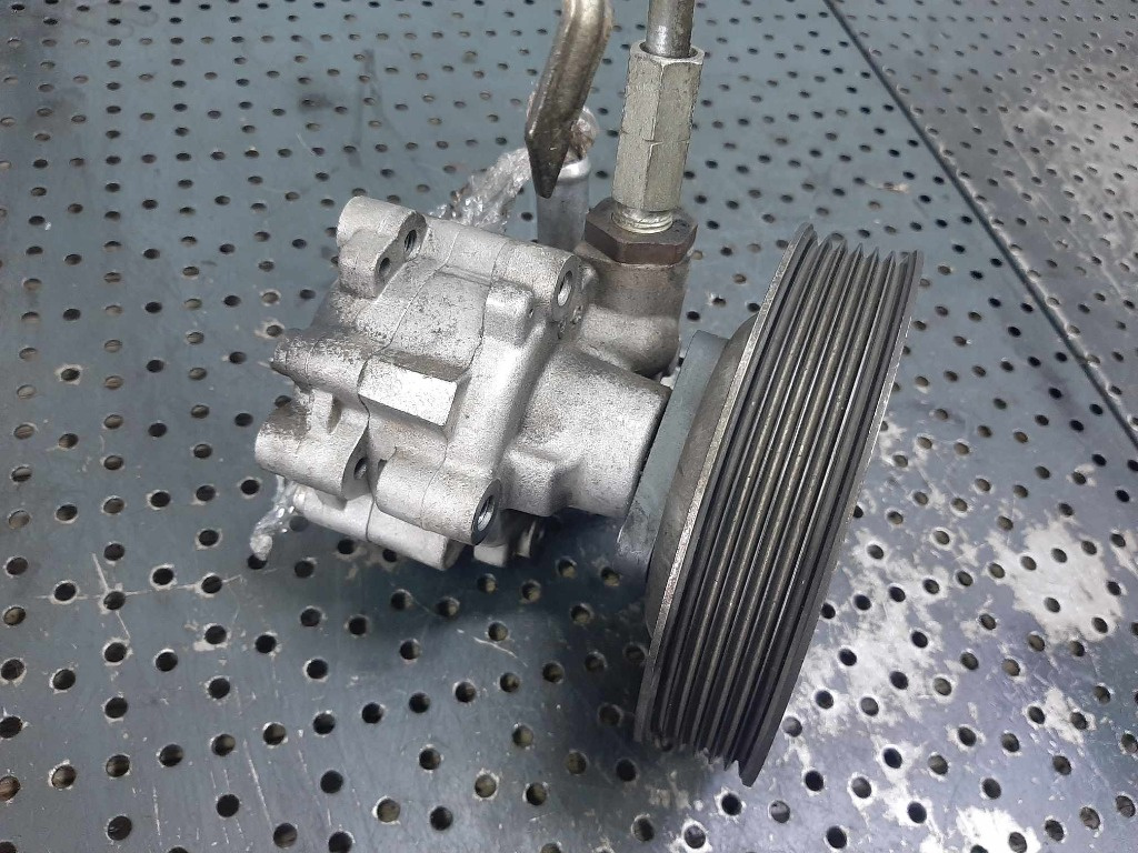 Pompa servodirectie 1.6b 1.9 jtd alfa romeo 147 156 46763561 7613955505