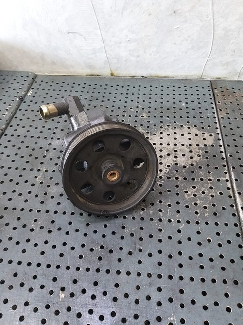 Pompa servodirectie 1.8 tdci ford focus 1 xs4e3a733ac hbdfx