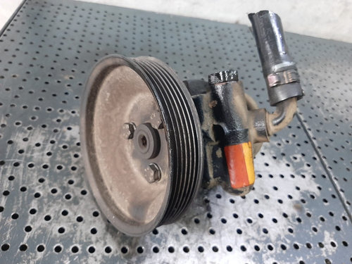 Pompa servodirectie 1.9jtd 937a2000 alfa romeo 147 156