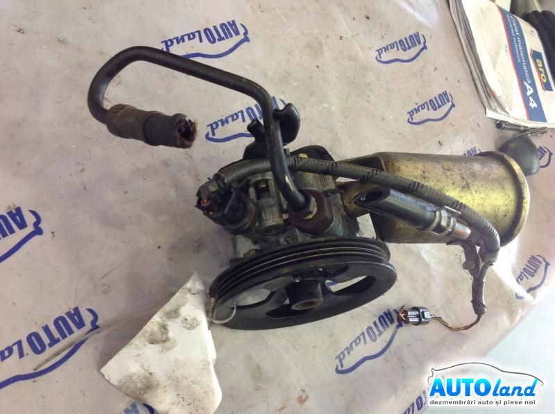 Pompa Servodirectie 3 Can, Bulb El 3 Pini, Vas Metalic Toyota YARIS P1 1999
