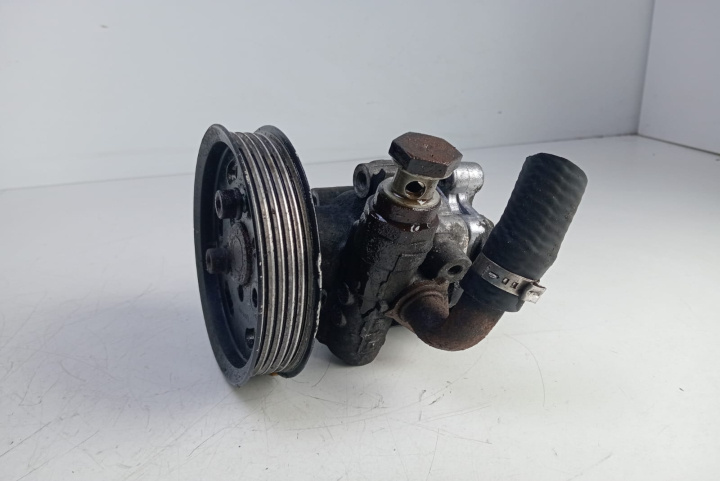 Pompa servodirectie 3D0145177Q Volkswagen VW Passat B5 [1996 - 2000]