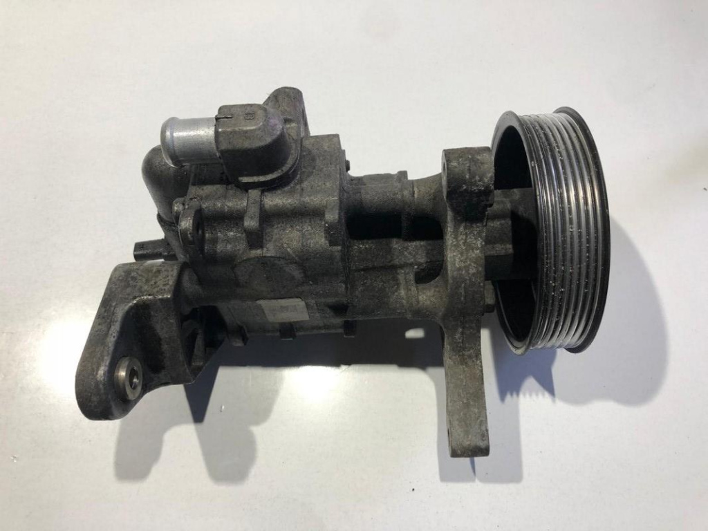 Pompa servodirectie 679649203 BMW Seria 7 F01/F02 [2008 - 2012]