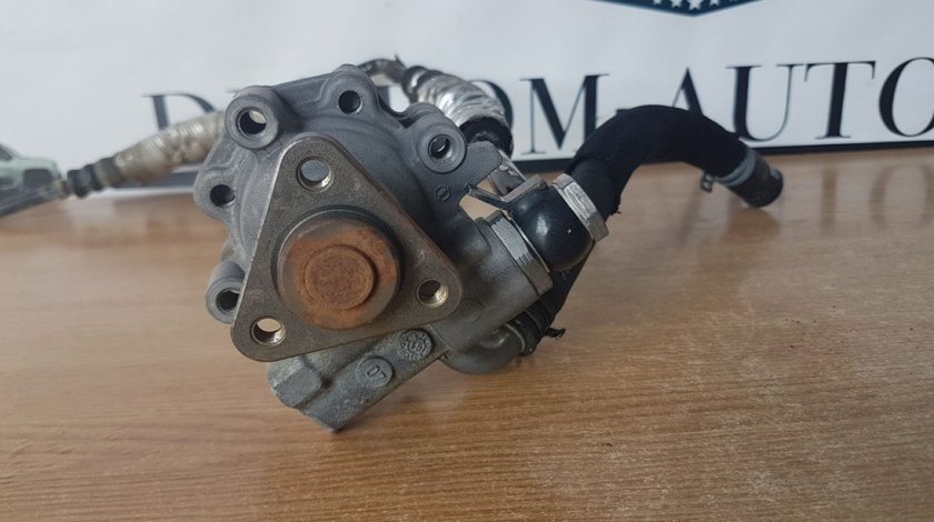 Pompa servodirectie 7l8422154 vw touareg 7l 3.0 tdi bun