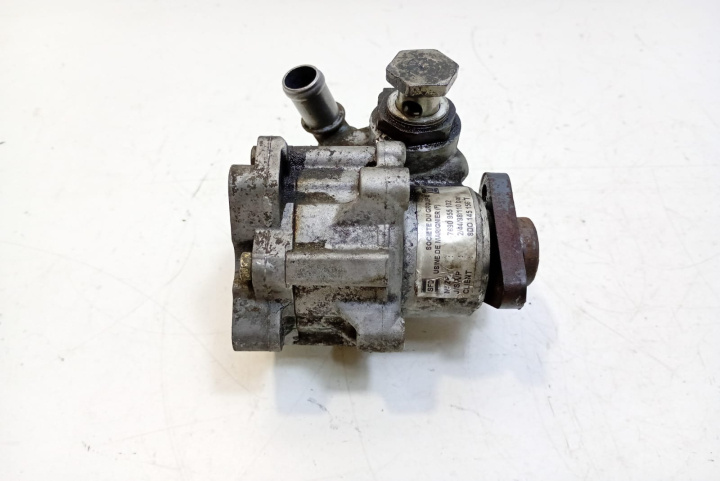 Pompa servodirectie 8D0145156T Skoda Superb [2001 - 2006]