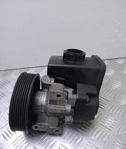 Pompa servodirectie A0034664101 Mercedes-Benz C-Class W204/S204 [2007 - 2012]
