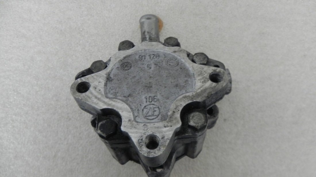 Pompa servodirectie audi a4 b7 1.9 tdi bke 116 cai cod 8e0145155n