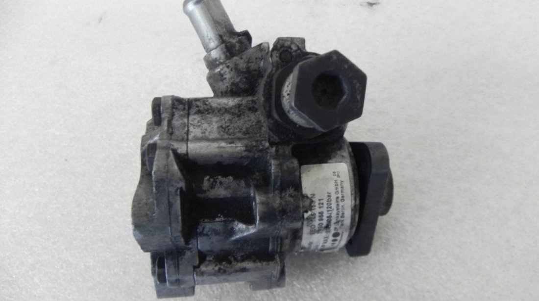 Pompa servodirectie audi a4 b7 1.9 tdi bke 116 cai cod 8e0145155n