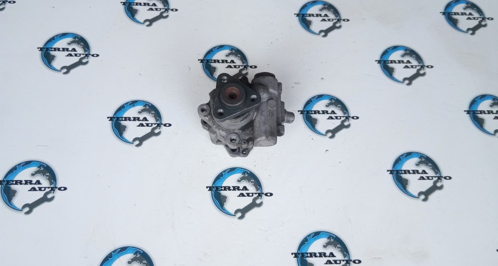 Pompa servodirectie Audi A6 C5 2.5 TDI 132 KW 180 CP cod motor AKE