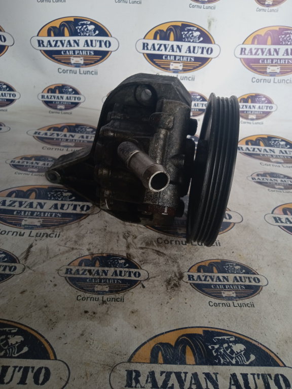Pompa servodirectie BMW 320 2006, 6768155028