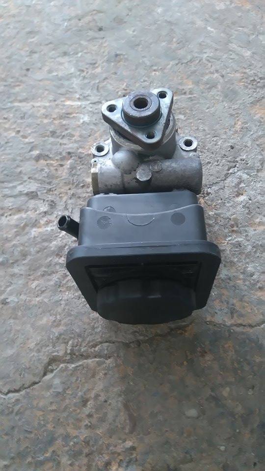 pompa servodirectie bmw 320d e46 limuzina 100kw 136cp
