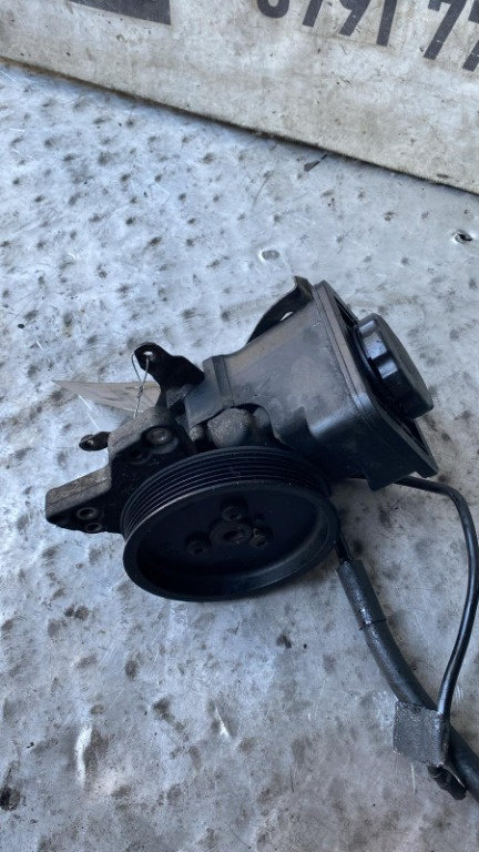 Pompa servodirectie BMW seria 3 E46 2.0 D an 2001 cod 7692974