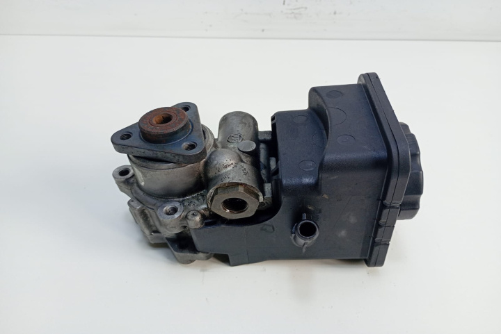 Pompa servodirectie BMW Seria 5 E39 [1995 - 2000]