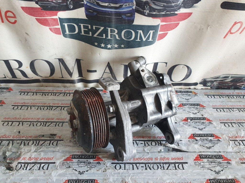 Pompa servodirectie BMW Seria 5 Sedan F10 LCI 550iX cod piesa : 6796493