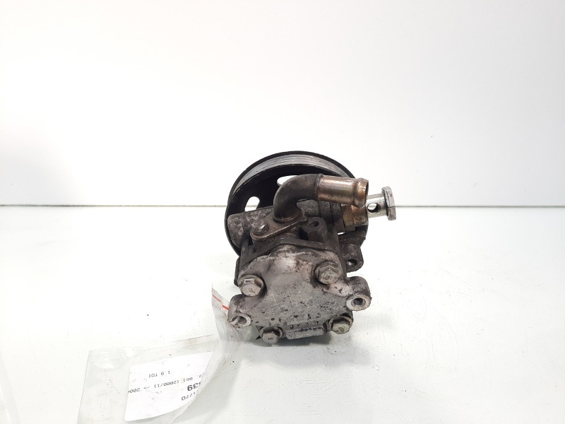 Pompa servodirectie , cod 8D0145177Q, Audi A4 (8E2, B6), 1.9 TDI (pr:110747)