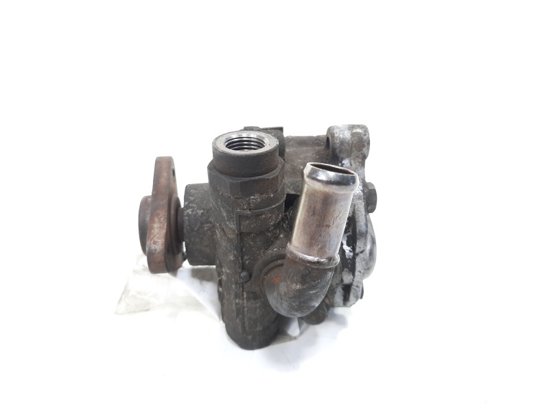 Pompa servodirectie , cod 8D0145177Q, Audi A4 Avant (8E5, B6), 1.9 TDI, AVF (pr:110747)