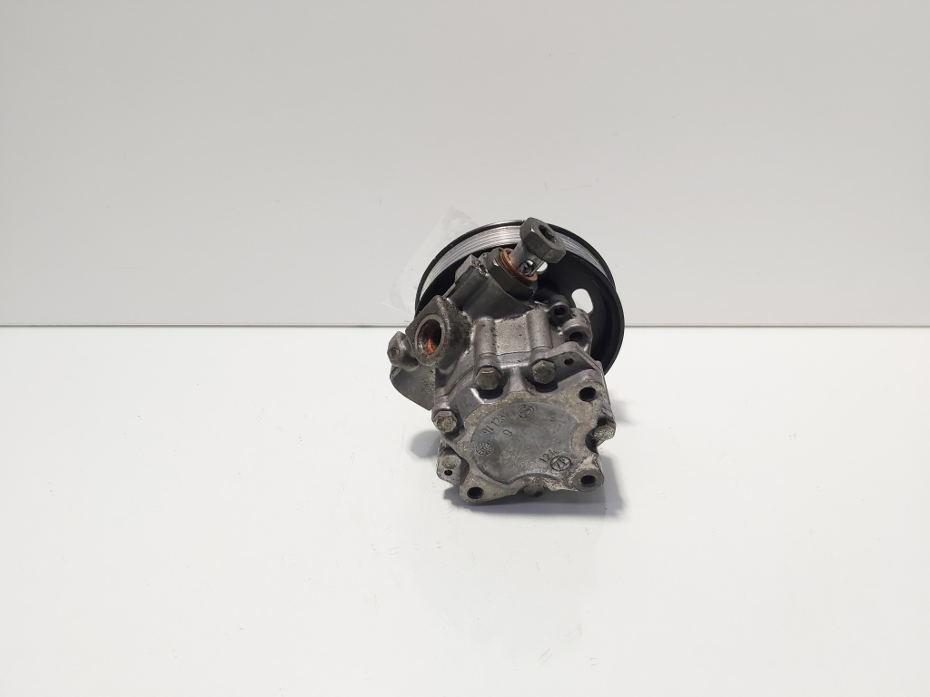 Pompa servodirectie , cod 8E0145155N, Audi A4 (8EC, B7), 2.0 TDI, BRE (id:672296)