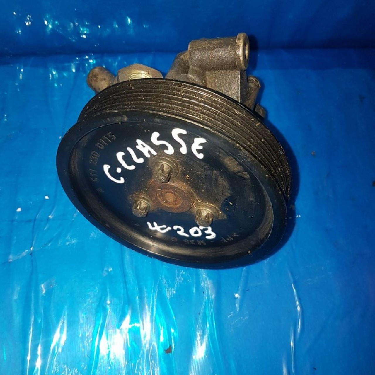 Pompa servodirectie cod a0024669301 mercedes benz w203 c220 cdi
