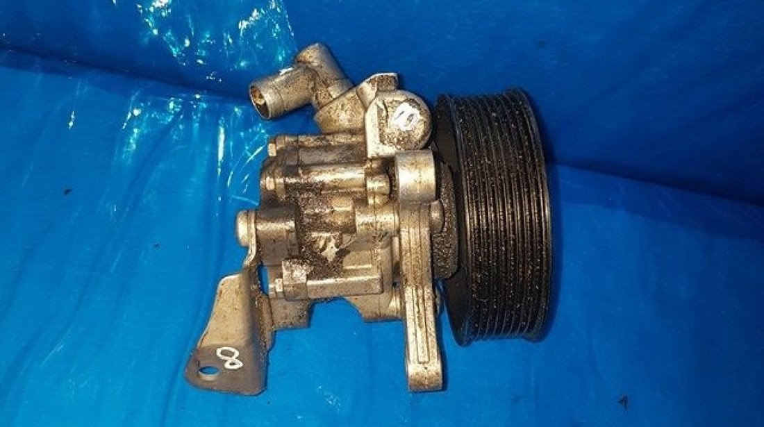 Pompa servodirectie cod a0044668301 mercedes benz w251 r350 cdi