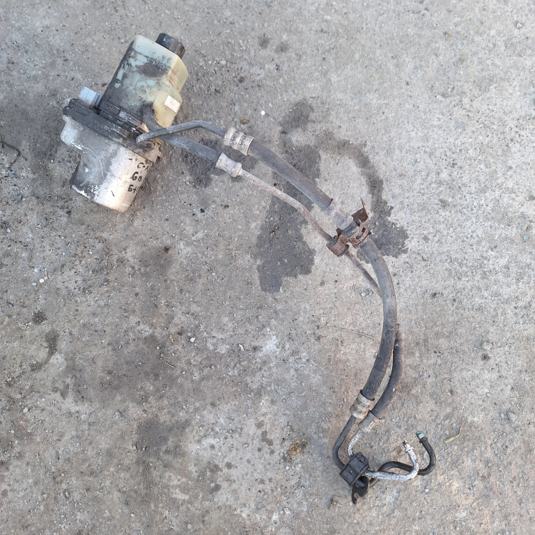Pompa Servodirectie Ford C-Max 1 2003-2010 1.6 Tdci G8Dc Motorina 3M513K514, C6S4B, 3M51-3K514 Fomoco
