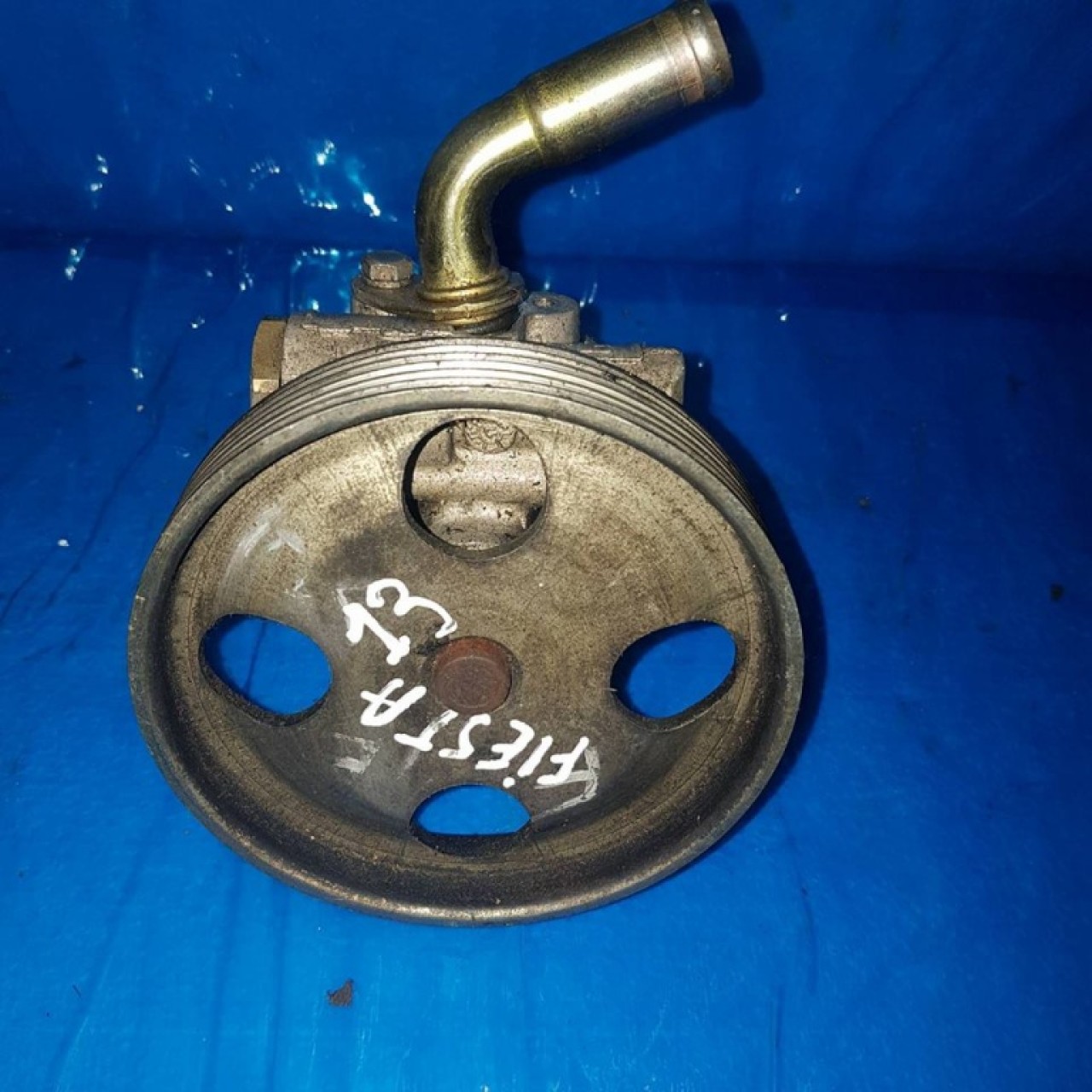 Pompa servodirectie ford fiesta V 1.4 tdci cod 2s6c-3a696-dd