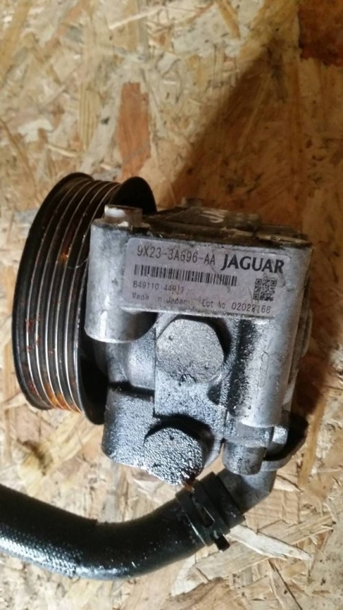 Pompa servodirectie jaguar xf 3.0d 306dt cod 9x23-3ag96-aa