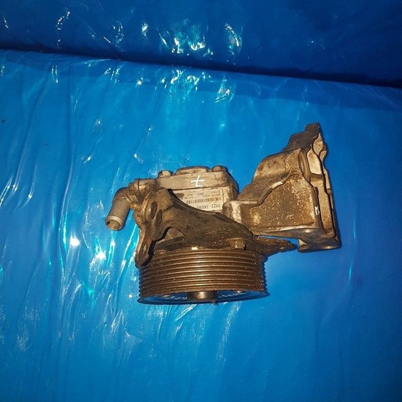Pompa servodirectie land rover discovery III 2.7 d cod 7h22-3a696-ab
