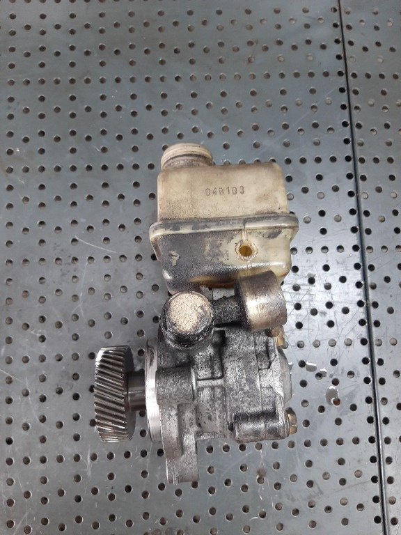 Pompa servodirectie mazda 6 2.0 di rf5c vas defect