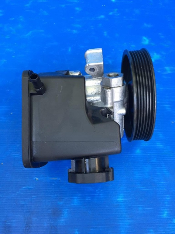 Pompa servodirectie Mercedes C class w204 2007