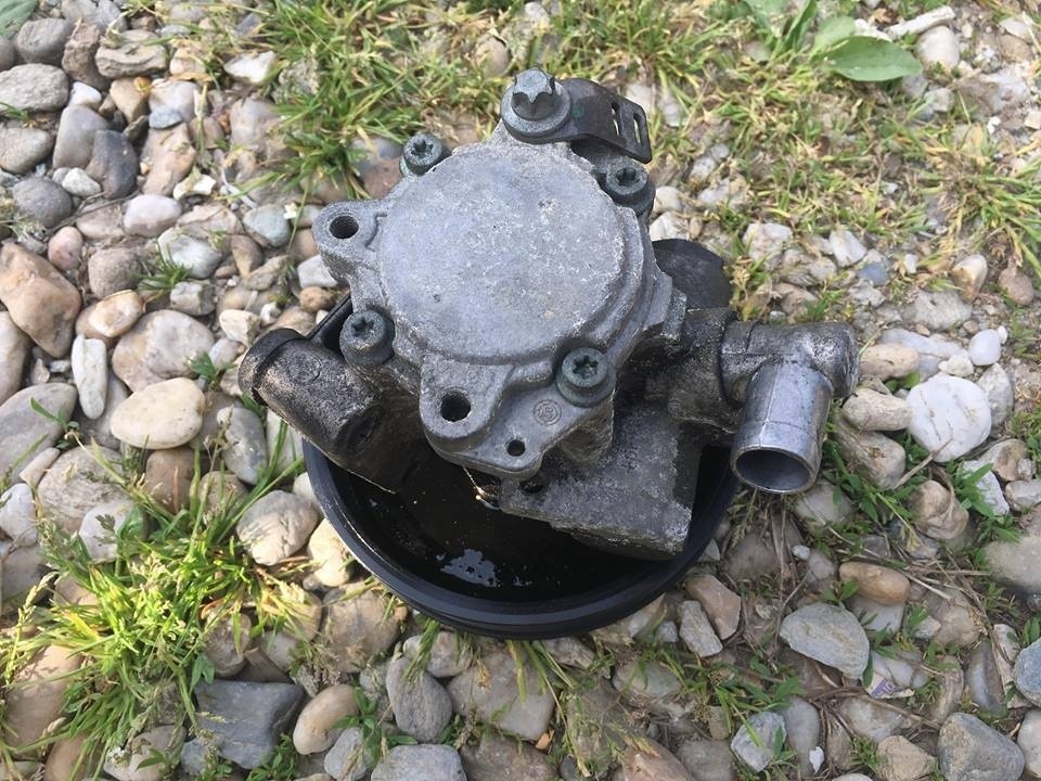 Pompa servodirectie Mercedes E class w211 an 2005