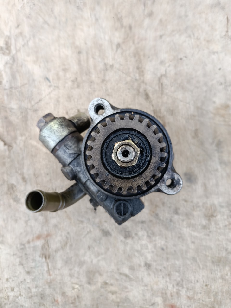 Pompa Servodirectie Mitsubishi Pajero 2 8 Td 1994 -2000