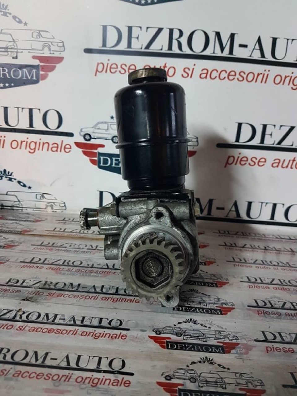 Pompa servodirectie mitsubishi pajero III 3.2 DI-D 4m41 160 cai