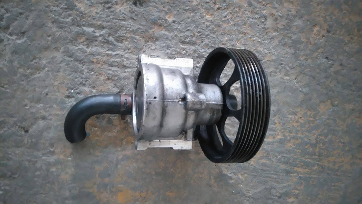 pompa servodirectie renault laguna 1.9 dci cod motor F9Q