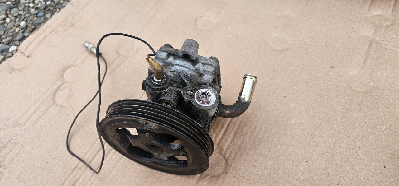 Pompa Servodirectie Suzuki Jimny 1.3 Benzina 1998 1999 2000 2001 2002 2003