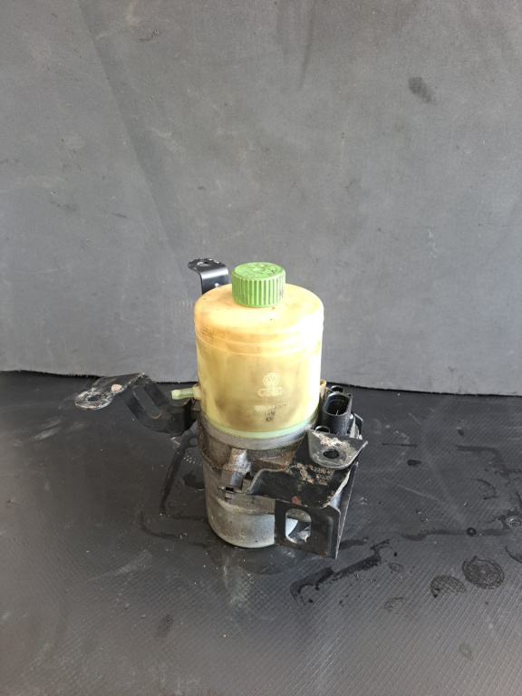Pompa servodirectie TRW ,VW Polo 9N, Skoda Fabia 1, 2001 - 2007 COD - 6q0423371