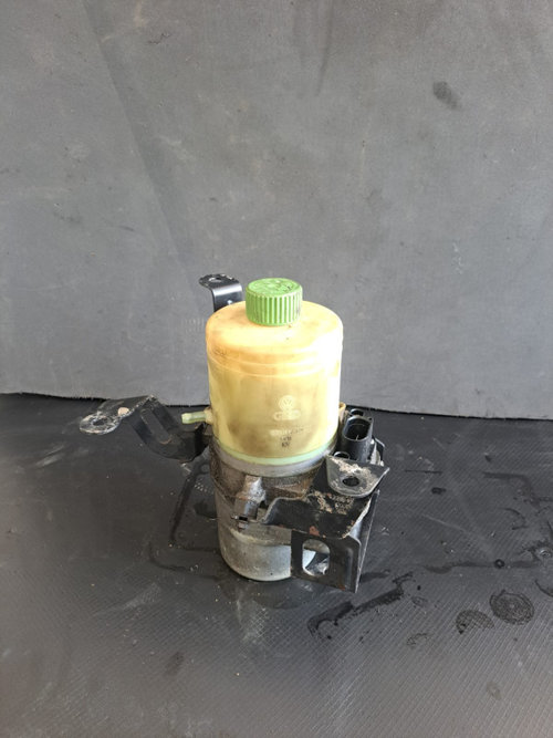 Pompa servodirectie Volkswagen VW Fox 2 1.4 TDI AMF - (2003-2007) - COD 6q0423371