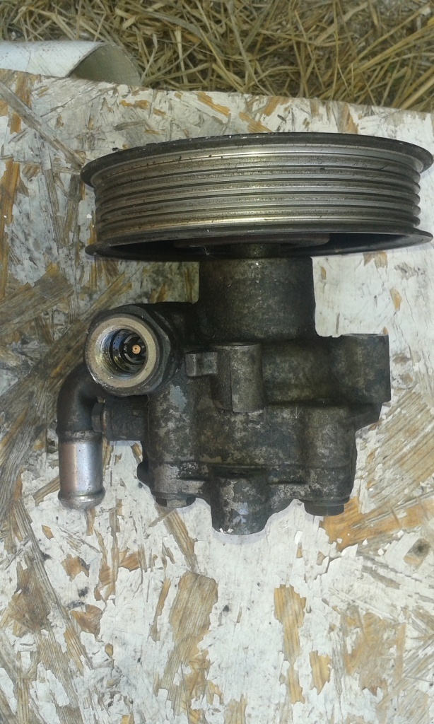 Pompa servodirectie vw golf 4 1.9 2004