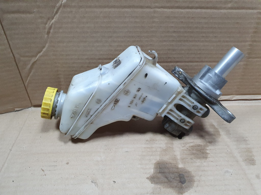 Pompa servofrana cu vas Mercedes E270 (W210) 2.7CDI 2000