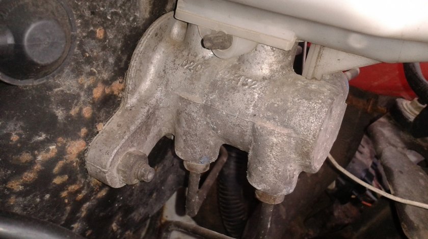 Pompa servofrana ford transit 2.2 2008,piese originale din dezmembrari.