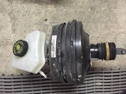 Pompa Servofrana Mercedes E270 cdi w211 A2114300930