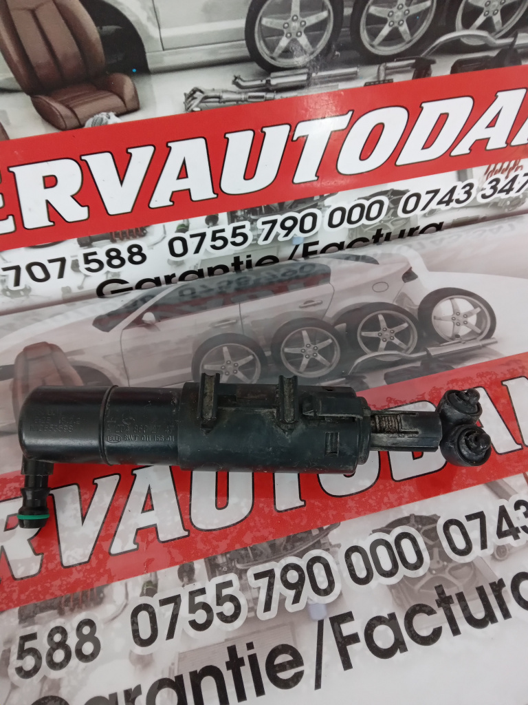 Pompa spalator faruri Mercedes-Benz C-Class (2007->) [W204] Motorina 2012, A2048602747