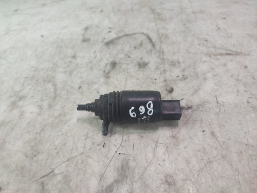 Pompa spalator parbriz 67127199567 BMW Seria 3 E91 [2004 - 2010] 2.0 d n47d20a