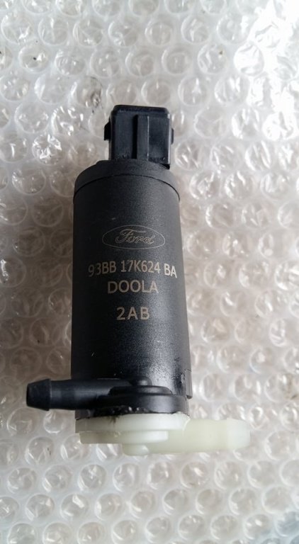 Pompa spalator parbriz ford mondeo transit mazda 3 7003178 93bb17k62ba