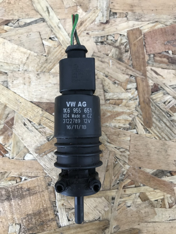 Pompa spalator parbriz VW passat B7 4motion combi 2011 (1K6955651)