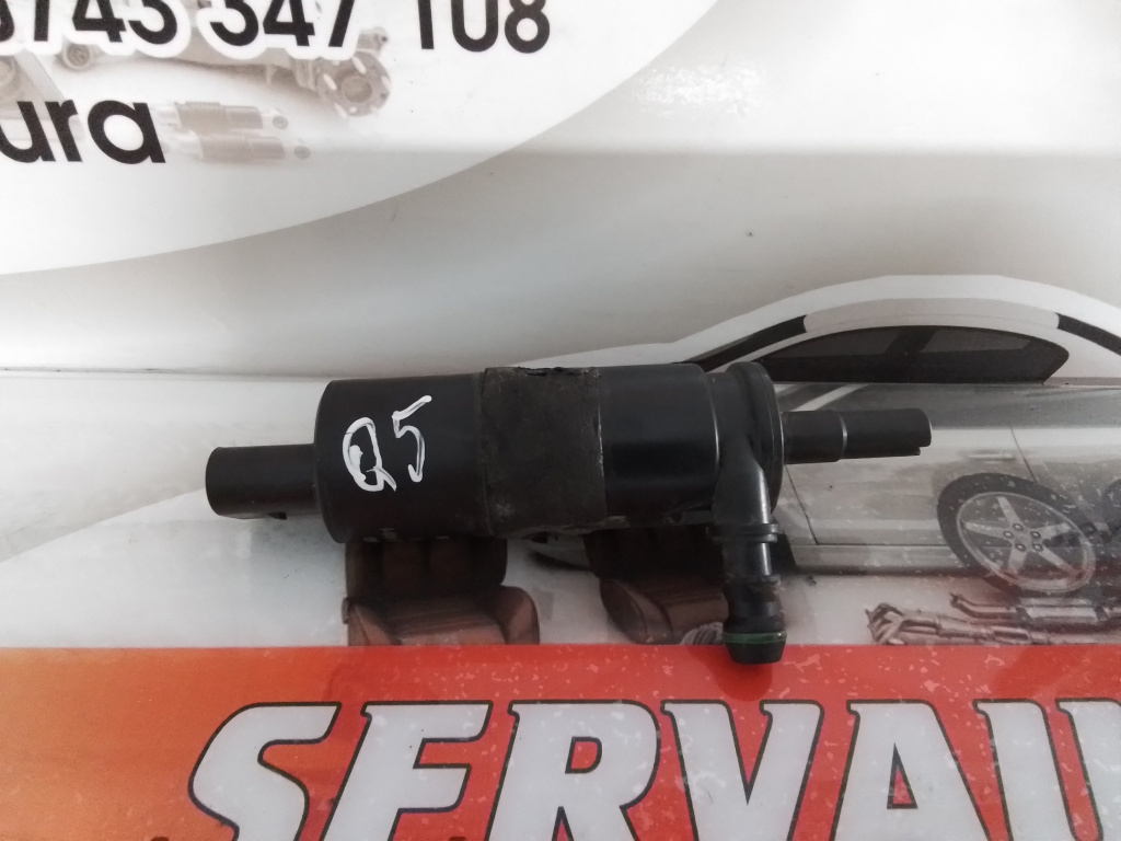 pompa spalator vas faruri Audi Q5 (2008-2012) [8R] 2.0 Motorina 2012, 3B7955681