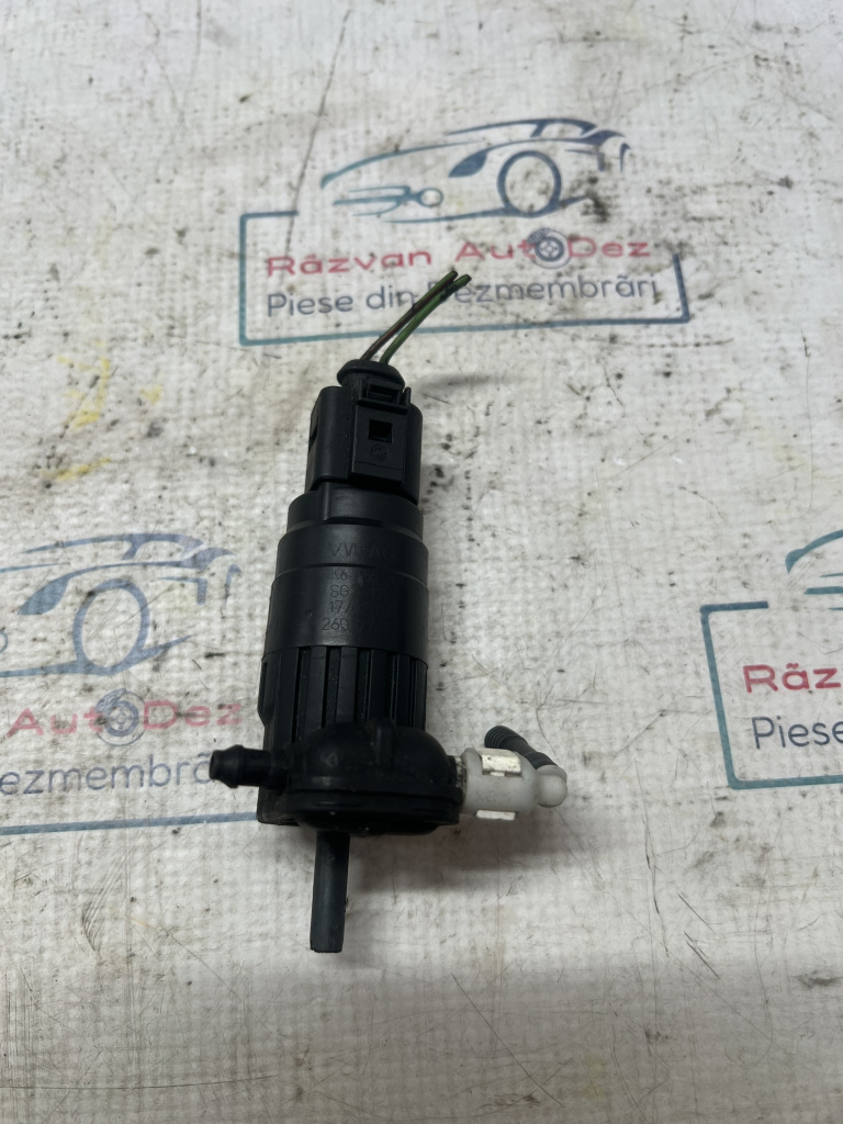 Pompa spalator vas parbriz Volkswagen Golf 7 2014, 1K6955651