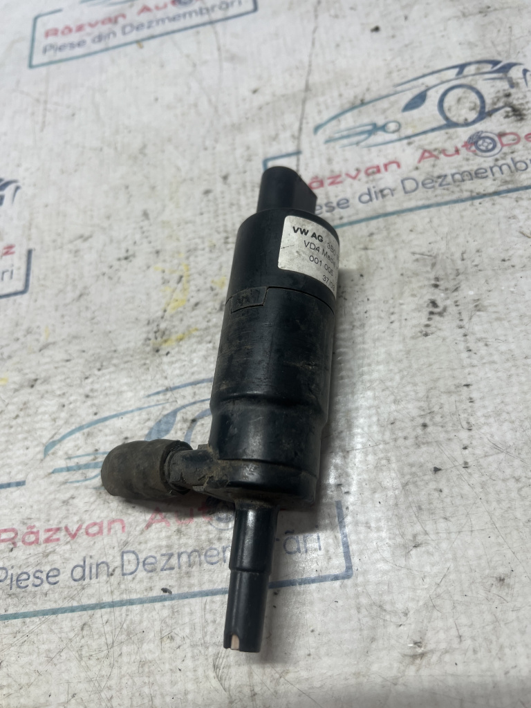 Pompa spalator vas parbriz Volkswagen Touareg 2005, 3B0955681