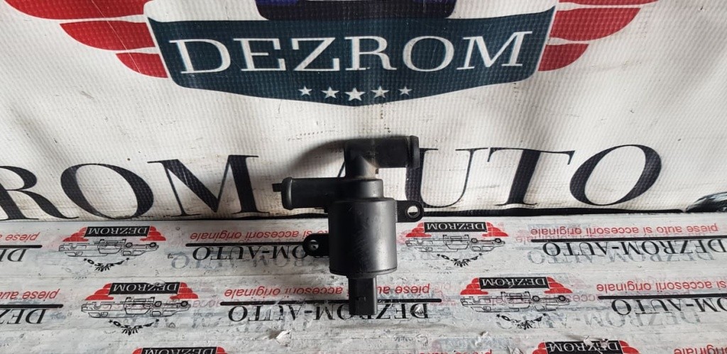 Pompa suplimentara apa VW Touareg III 3.0 TDI 231/286 CP cod 4h0121671d